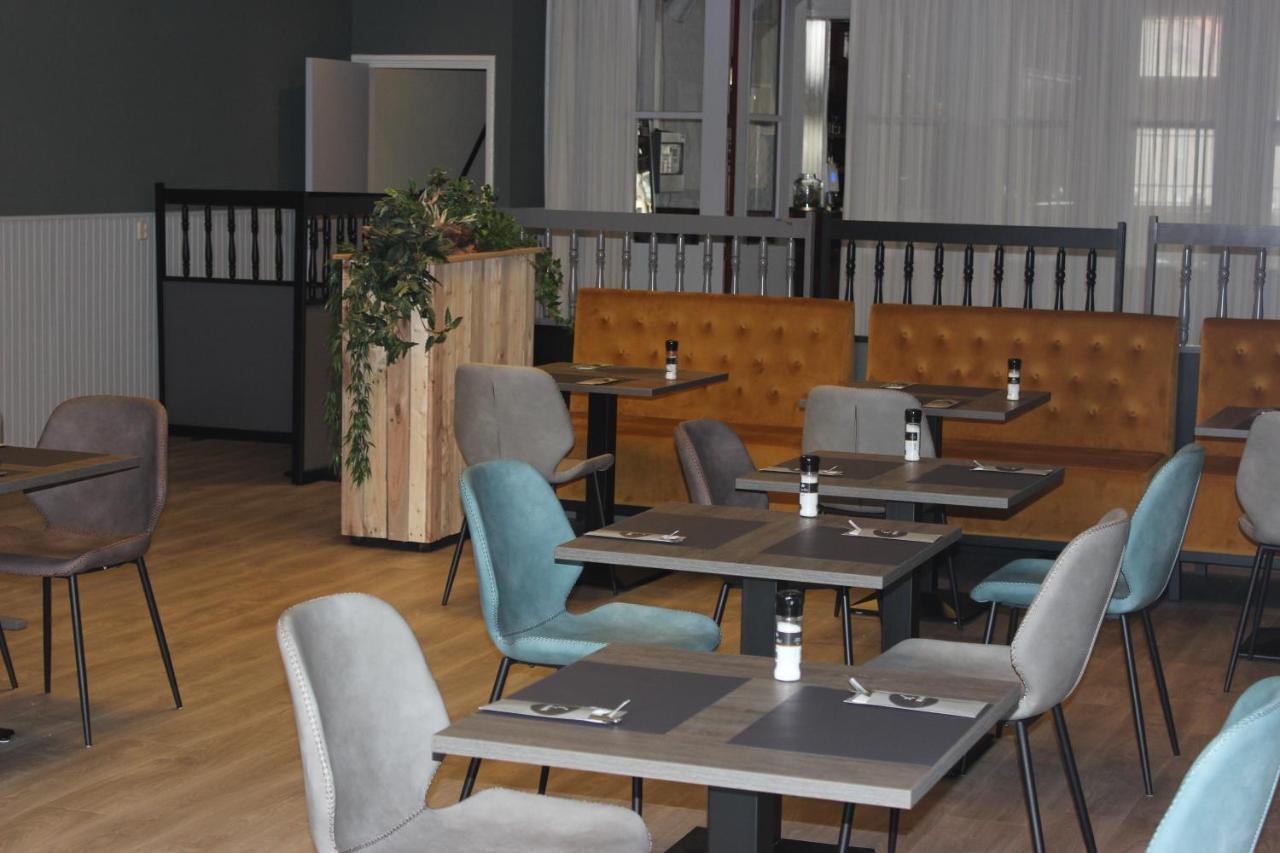 Hotel "De Klok" Buren  Eksteriør billede